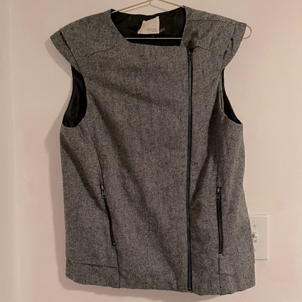 Mustard Seed Gray Moto Zip-up Vest